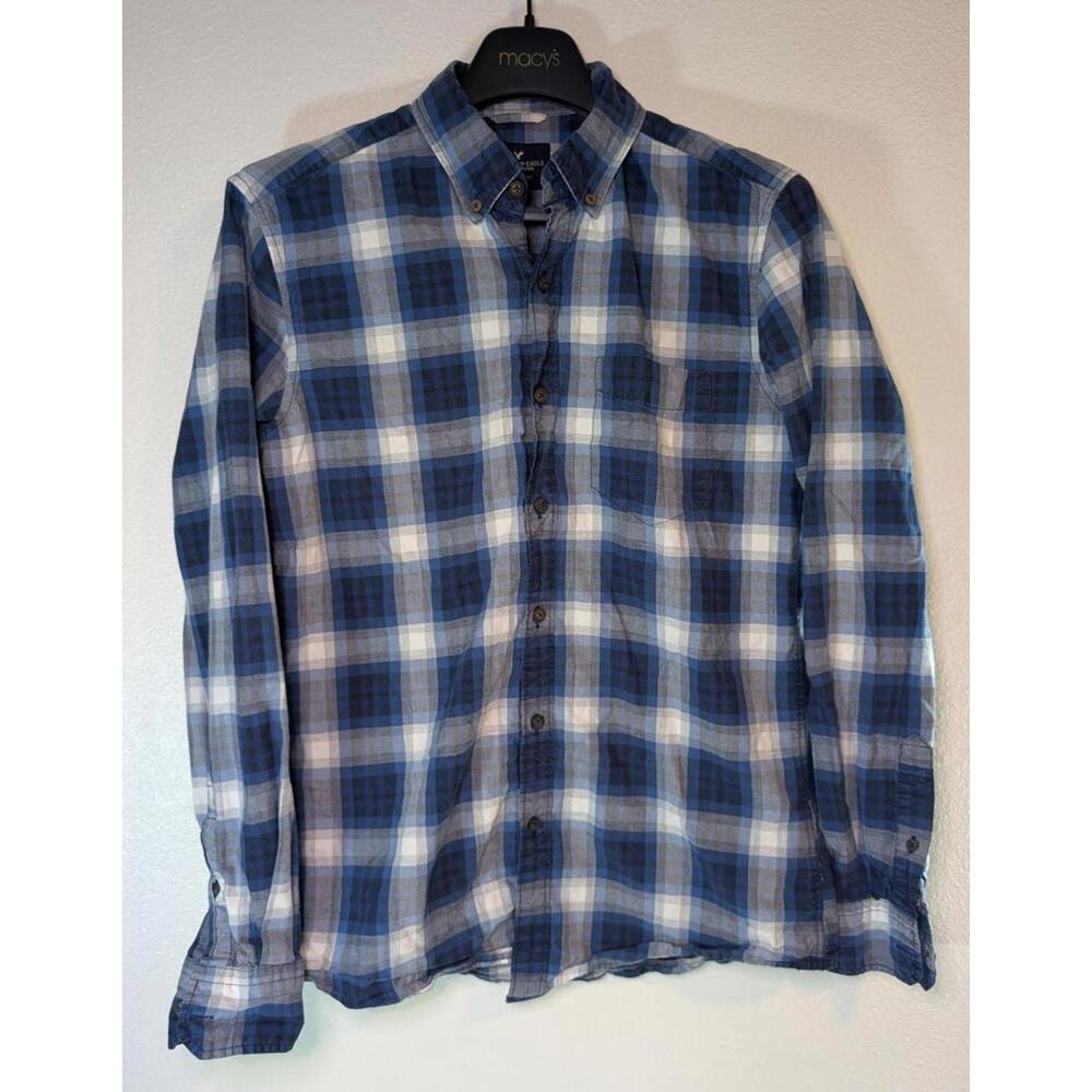 American Eagle Men's Small Blue and White Plaid Button-Up Shirt